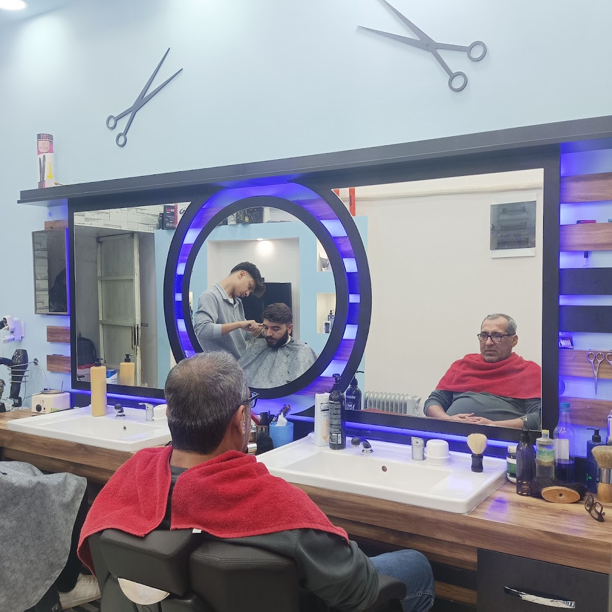 Aklar Erkek Kuaförü Manavgat