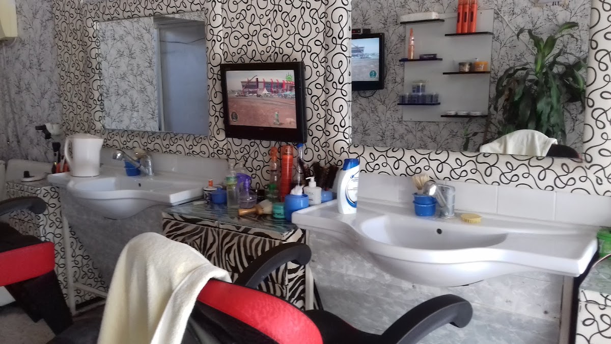 Berberler Aklar Erkek Kuaförü — Manavgat Antalya