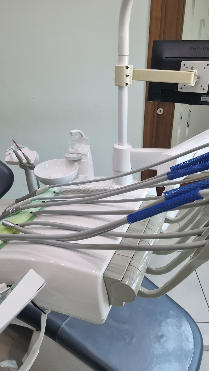 Dentalux Diş Polik. Sağlık hizmetleri Manavgat