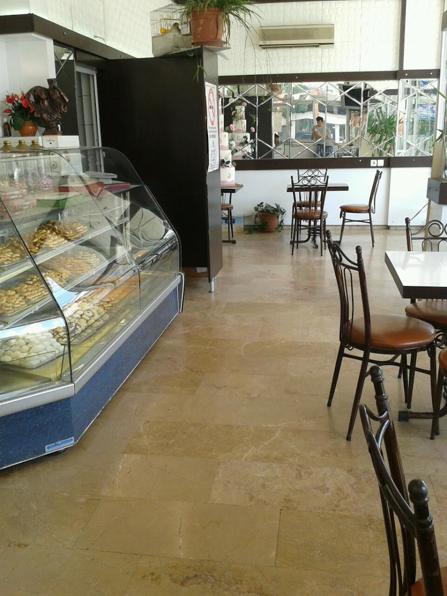 Divan Pastanesi Yeme İçme hizmetleri Manavgat