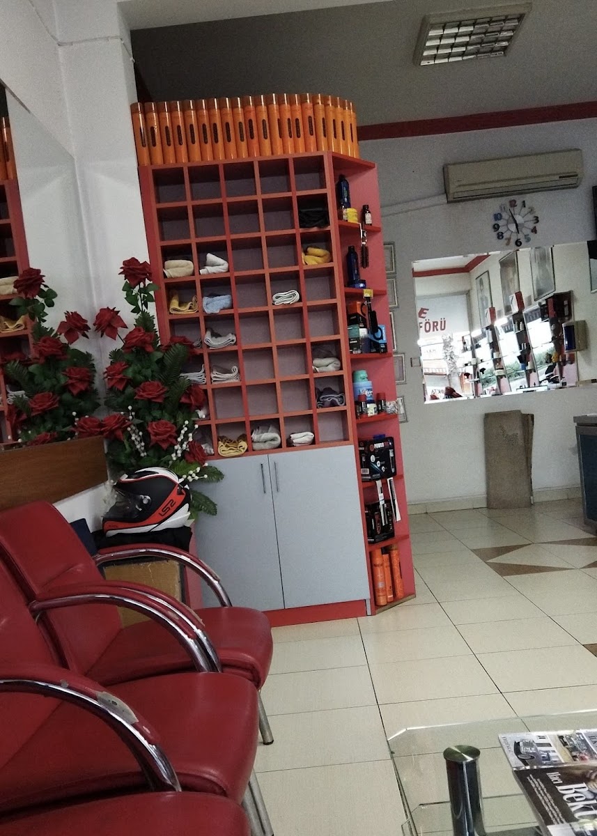 Kuaförler Caddee Erkek Kuaförü — Manavgat Antalya