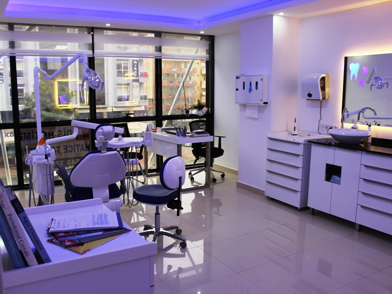 Dt. Ferhan Tan Manavgat