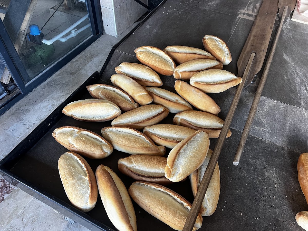 Bayraktaroğlu Kara Fırın Manavgat