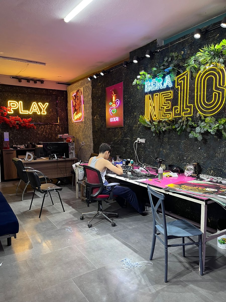 İstanbul Neon Manavgat