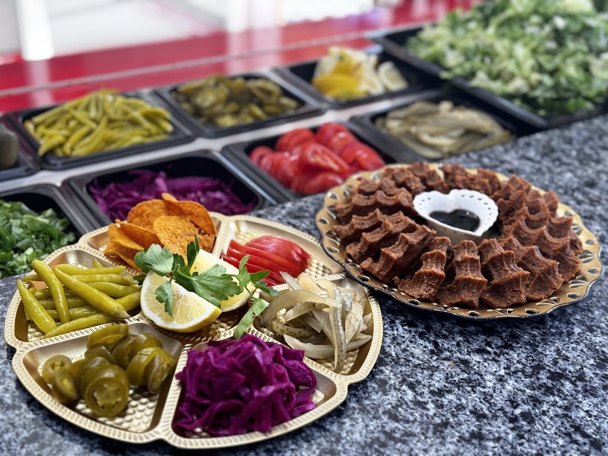 Meşhur Adıyaman Çiğ köftecisi – Manavgat Manavgat