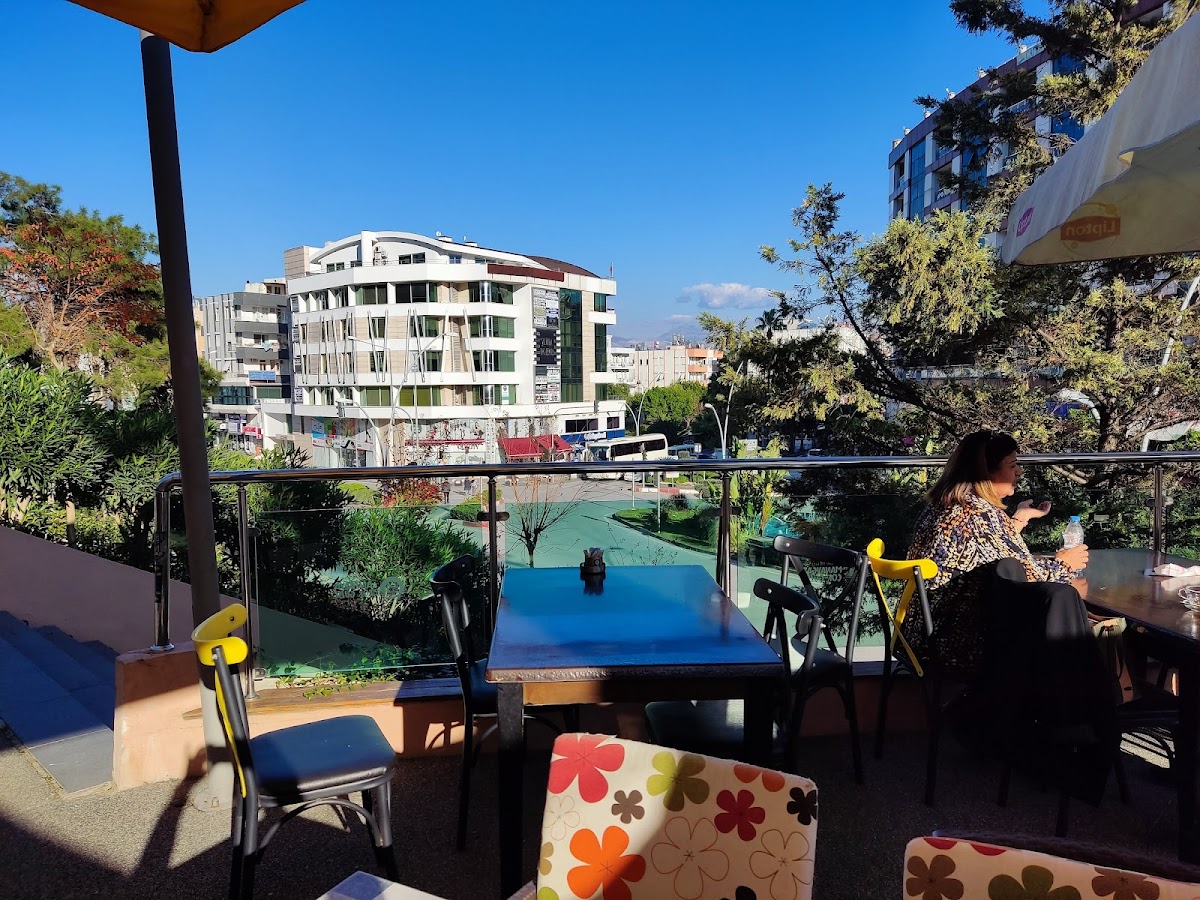 Mustafa Esat Deniz Kurumlar hizmetleri Manavgat