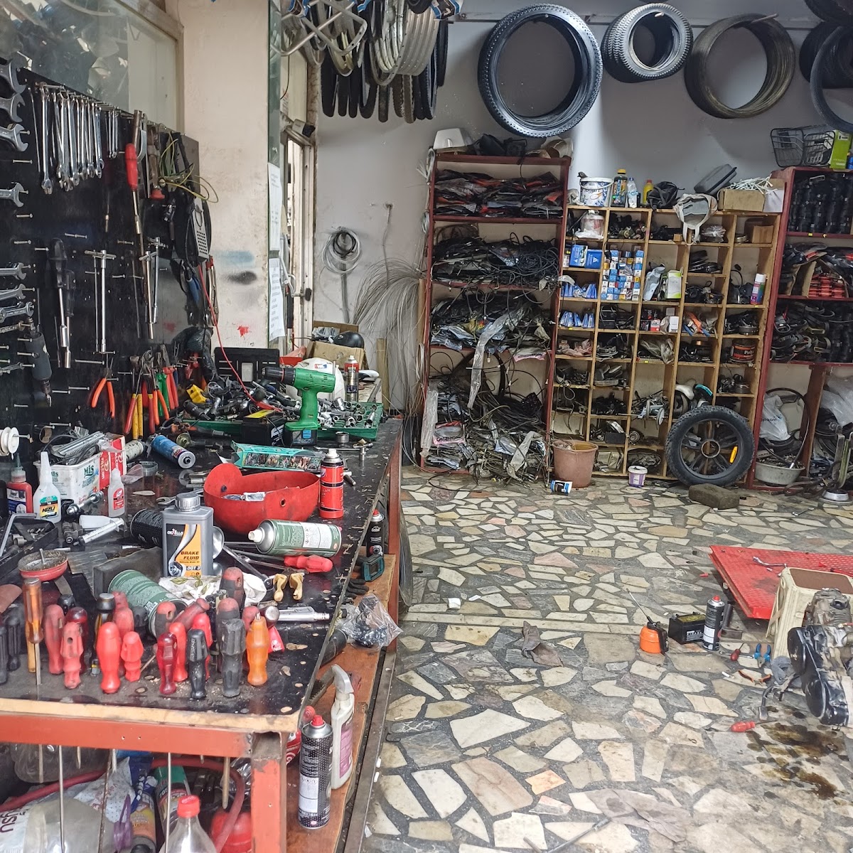 Nur Motor Bisiklet ve B. Eşya Otomotiv Ulaşım hizmetleri Manavgat