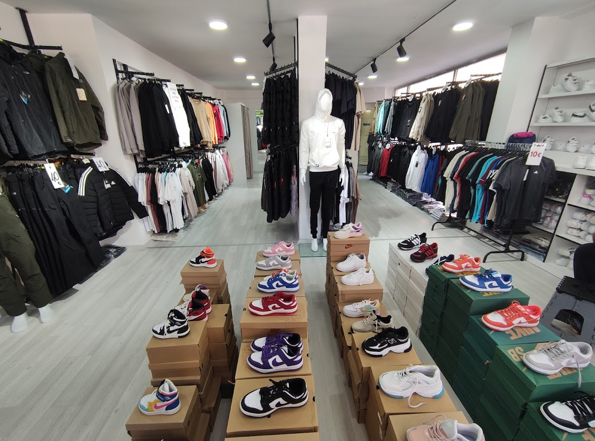 Spor Malzemeleri Side Sport Shop — Manavgat Antalya