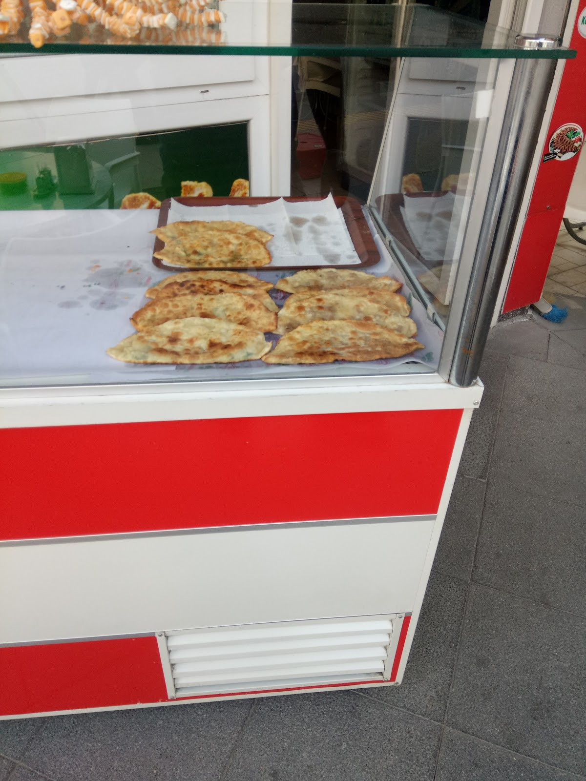 07 Berat Döner / Sucuk Ekmek – Fotoğraf 4