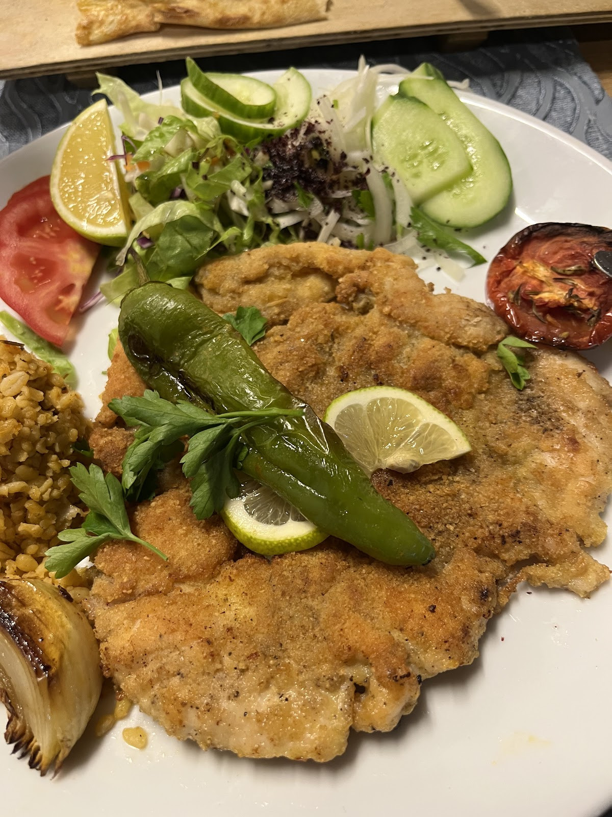 Akdeniz Restaurant – Fotoğraf 1