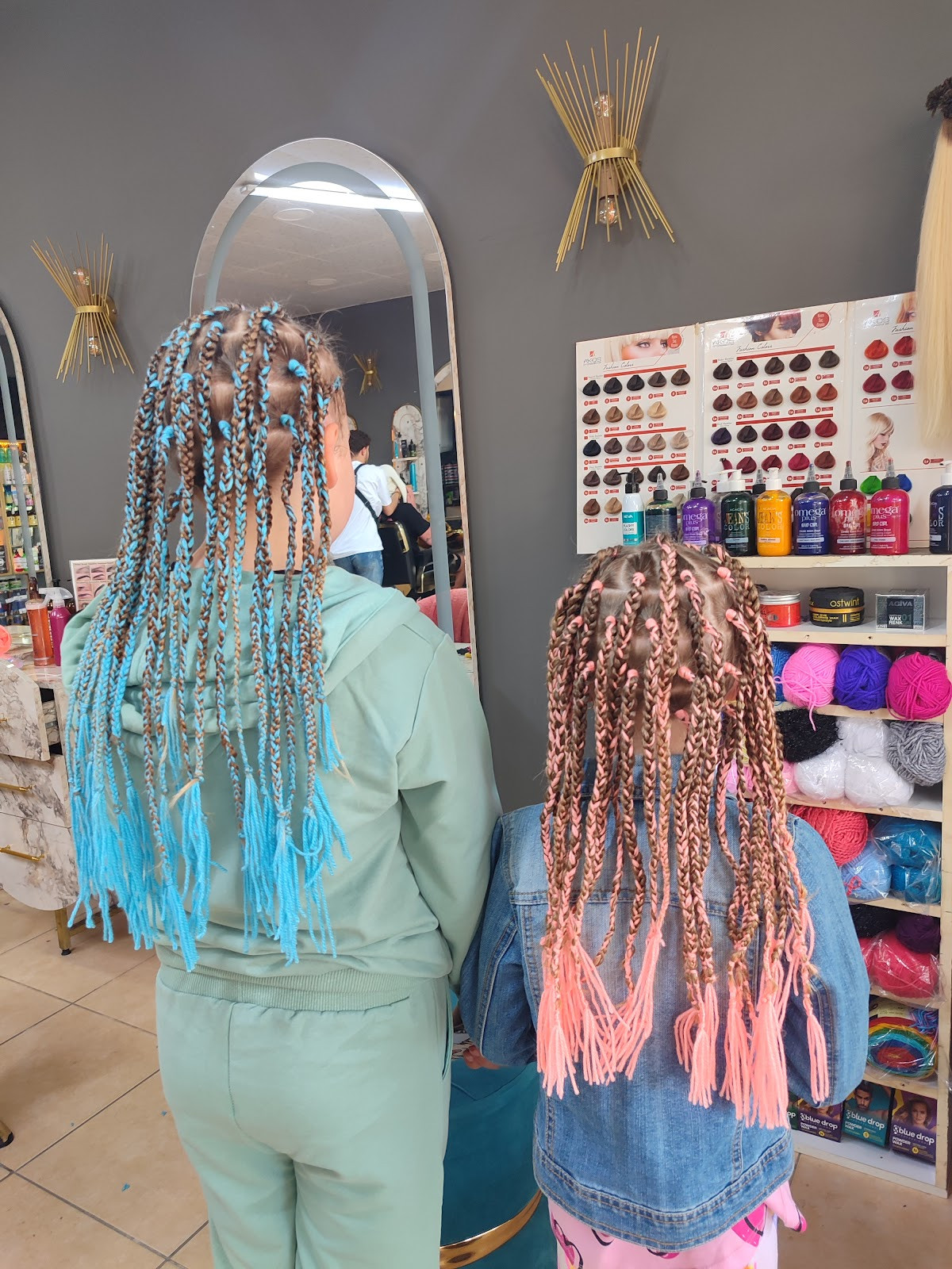 Alara Grand Bazaar ÖZ Çınar Kuaför – Fotoğraf 2