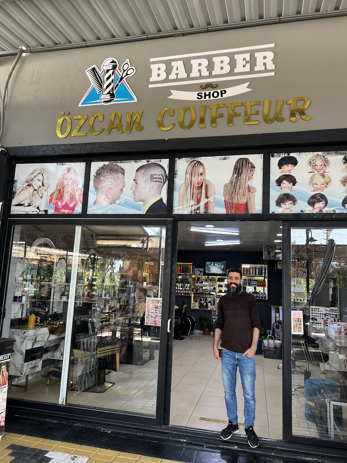 Alara Grand Bazaar ÖZ Çınar Kuaför – Fotoğraf 1