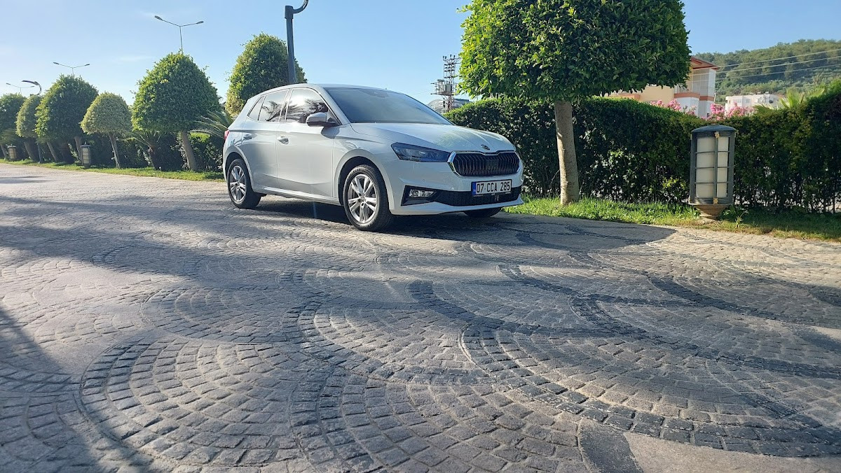 Alpik rent a car – Fotoğraf 2