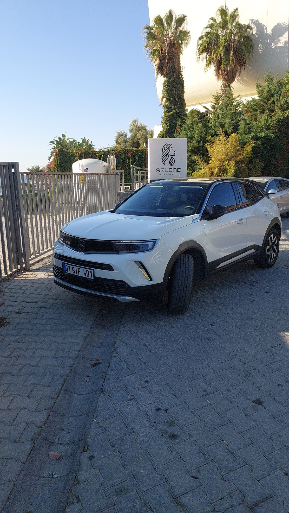 Alpik rent a car – Fotoğraf 9