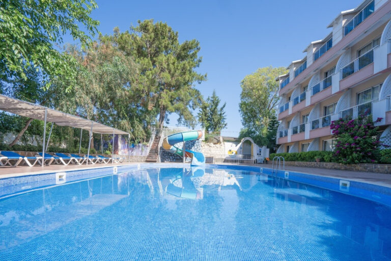 Aperion Beach Hotel — Manavgat Manavgat Otel