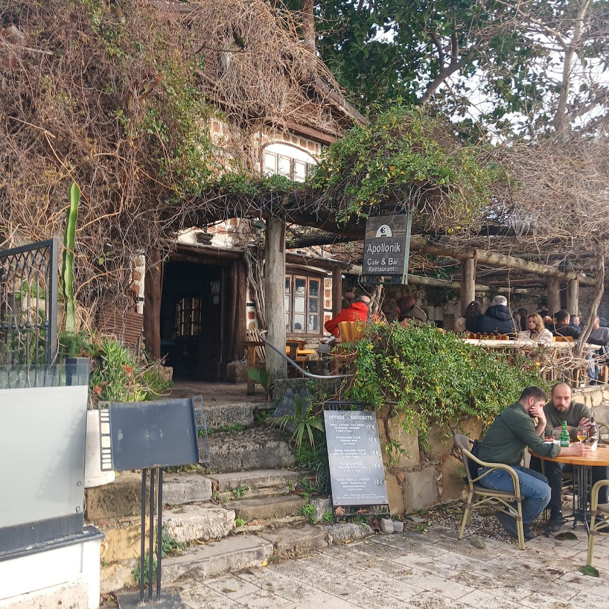 Apollonik Cafe – Fotoğraf 10