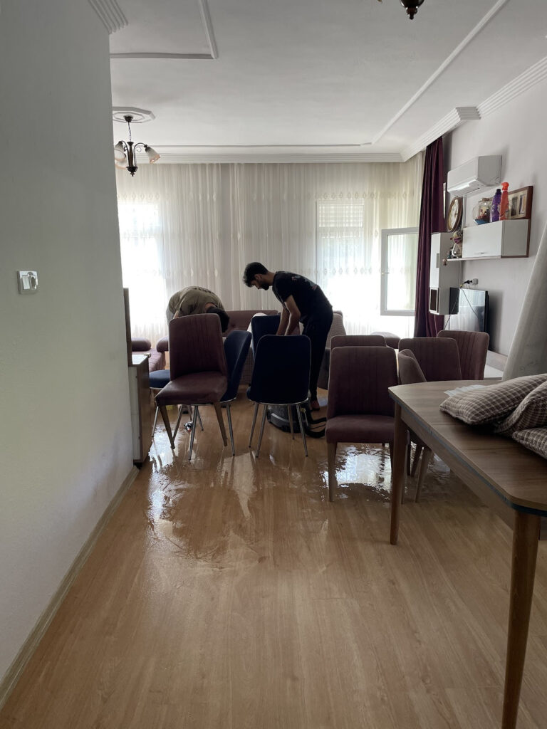 ATA HALI YIKAMA FABRİKASI — Manavgat Manavgat Halı Yıkama