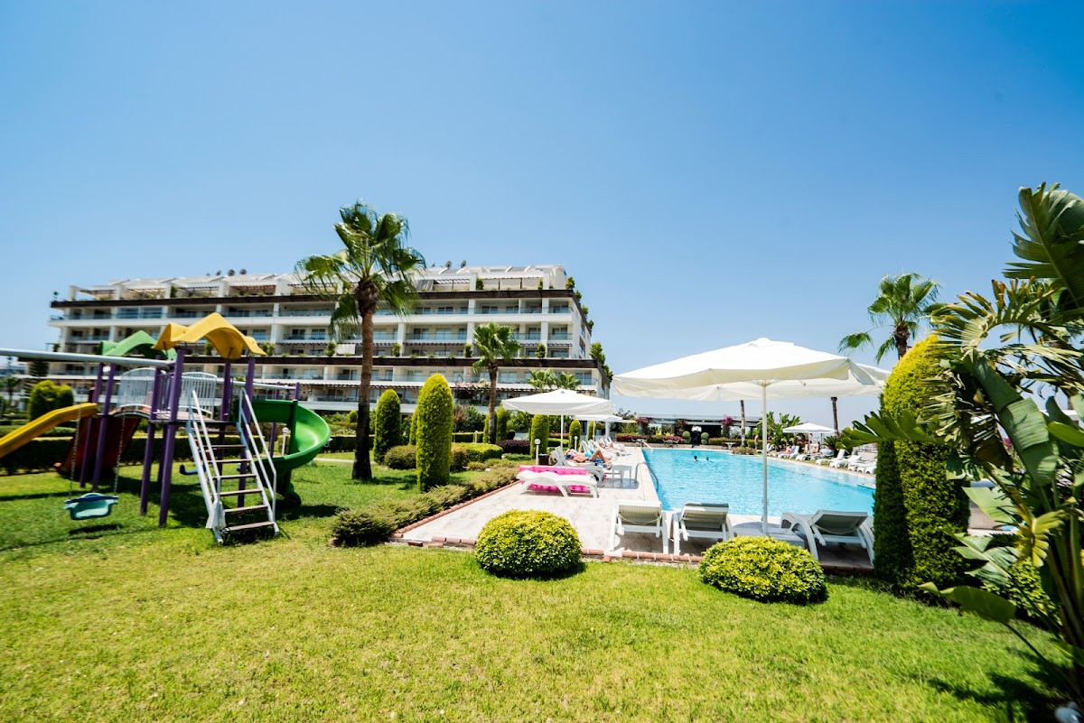 Babylon Bar & Restaurant – Fotoğraf 3