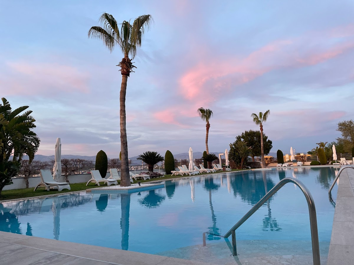 Babylon Bar & Restaurant – Fotoğraf 4