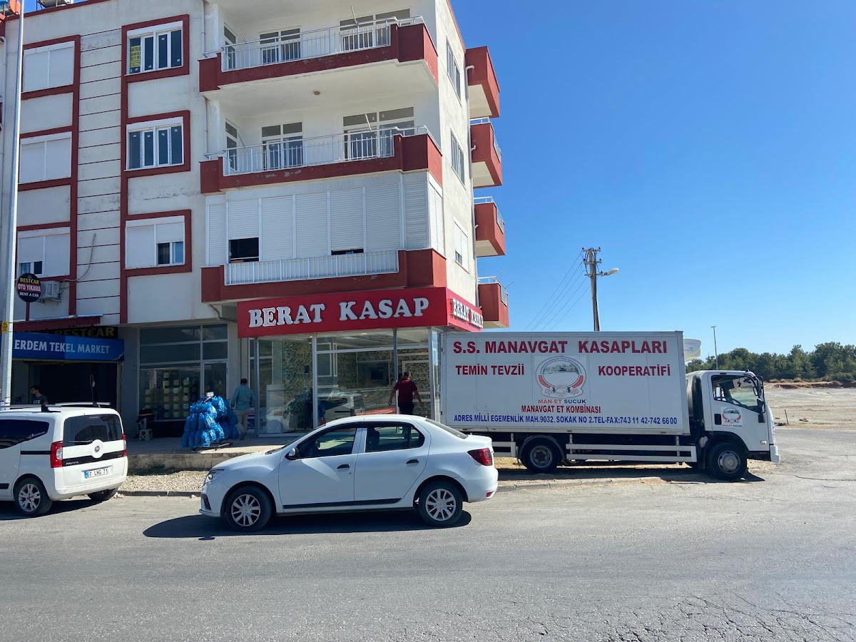 Berat Kasap Sarılar – Fotoğraf 1