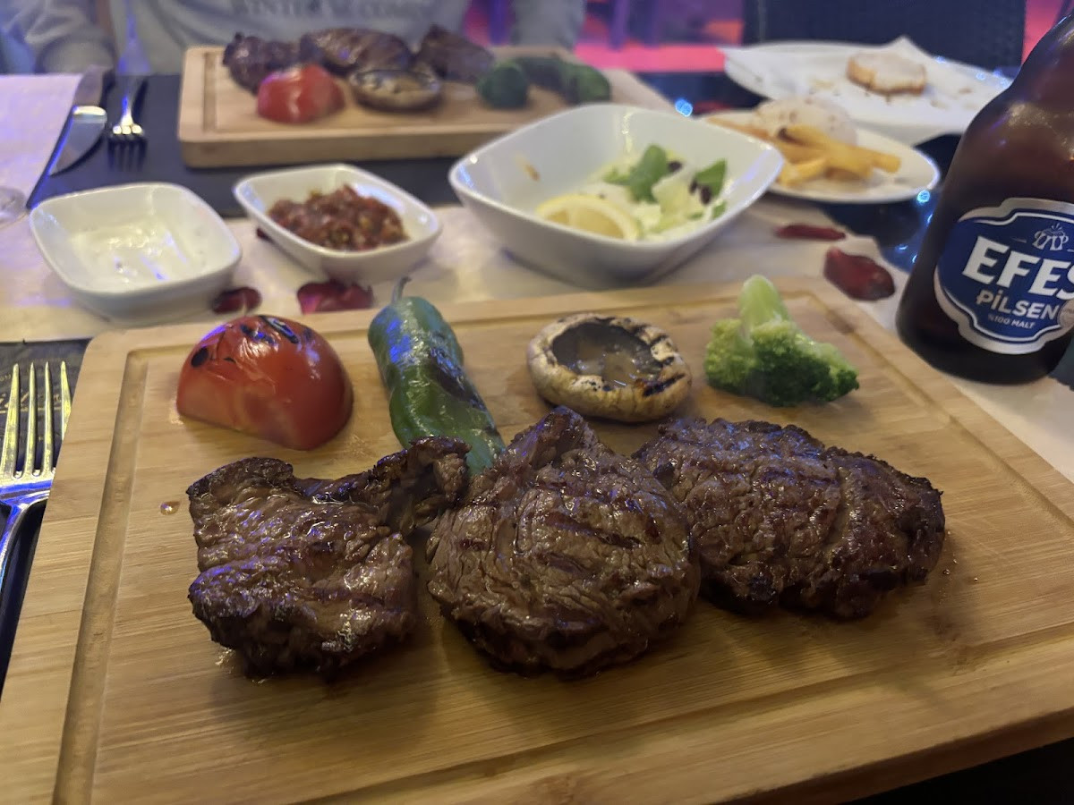 Bill COSBY BAR RESTAURANT – Fotoğraf 2