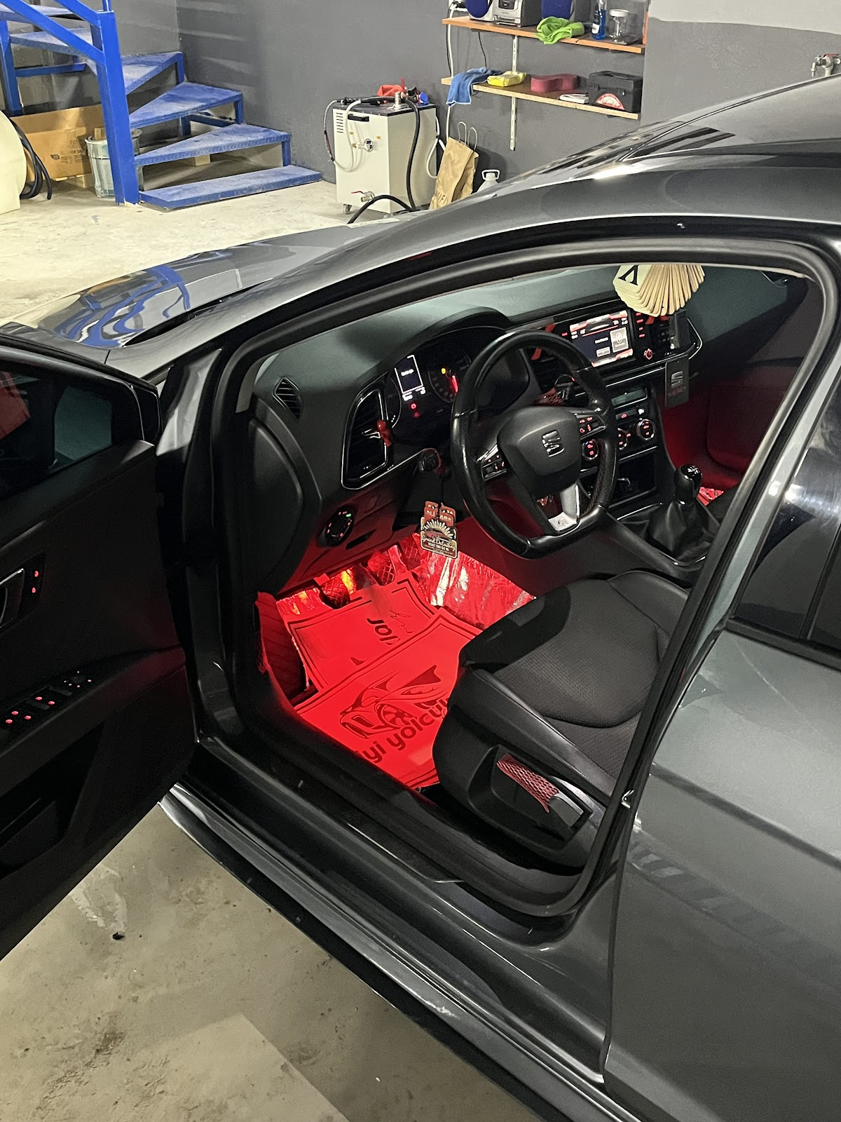 Çevik Oto Kuaför – Fotoğraf 1