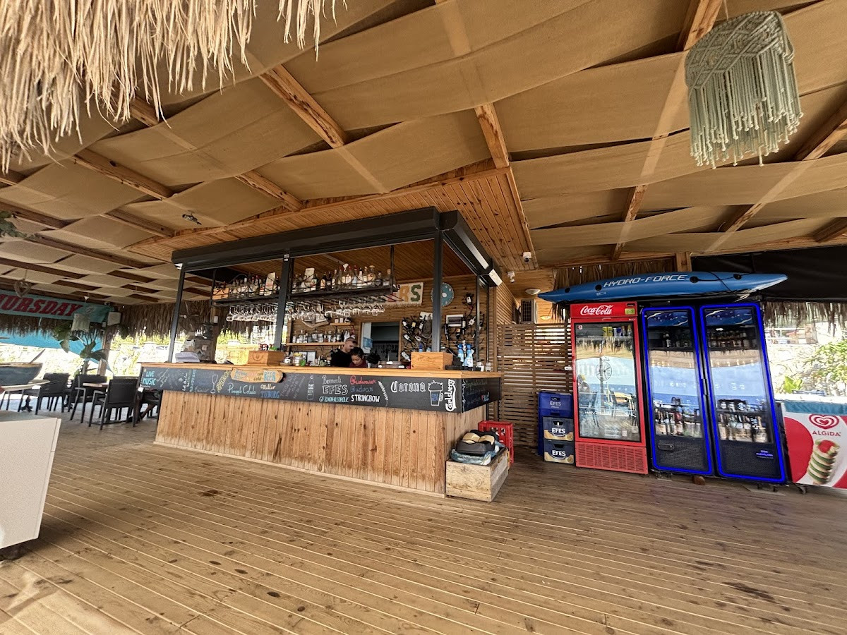 Chillers Beach Bar & Coastal Kitchen – Fotoğraf 8