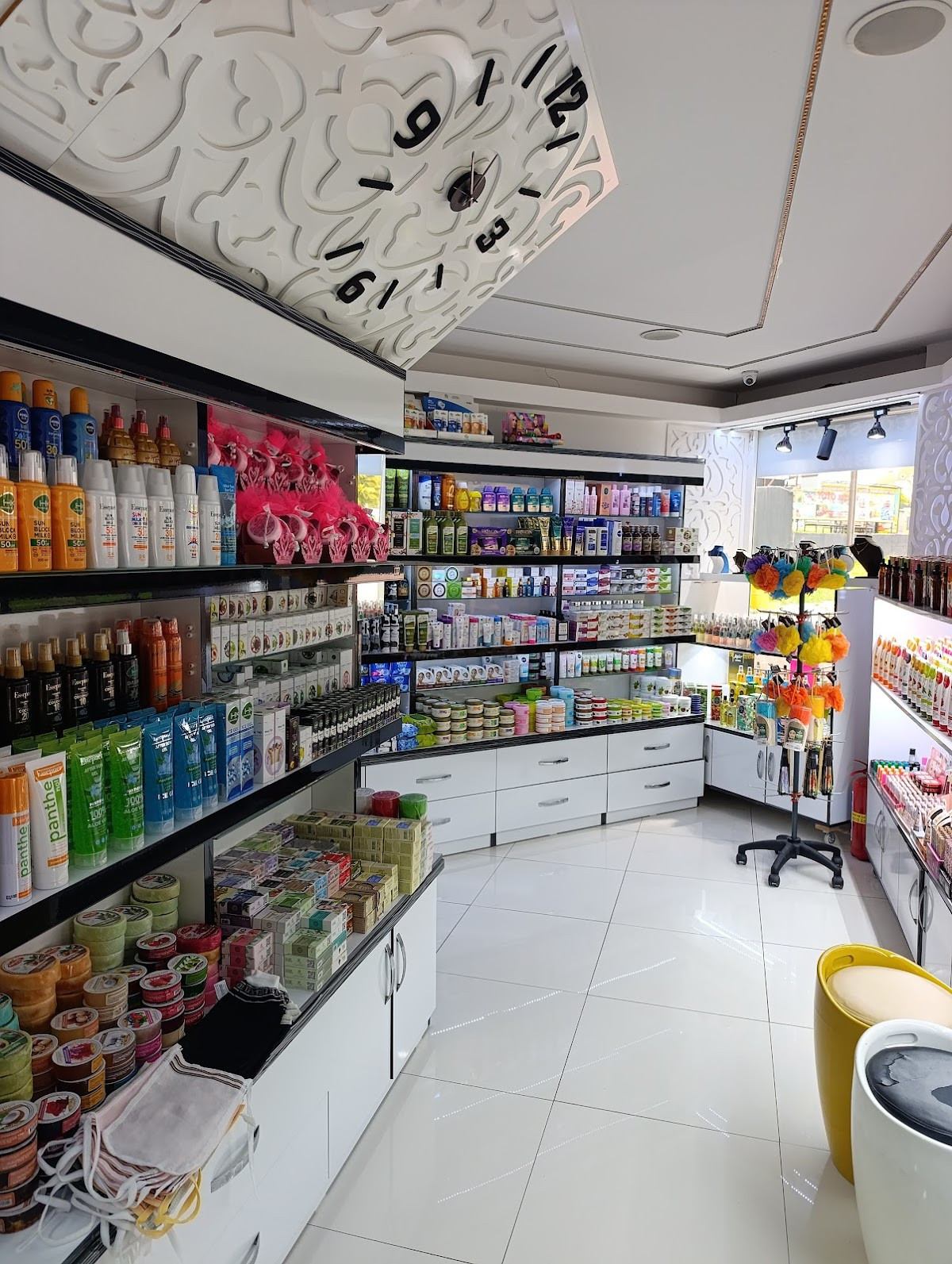 ÇOLAKLI ACCESSORIES & COSMETIC – Fotoğraf 2