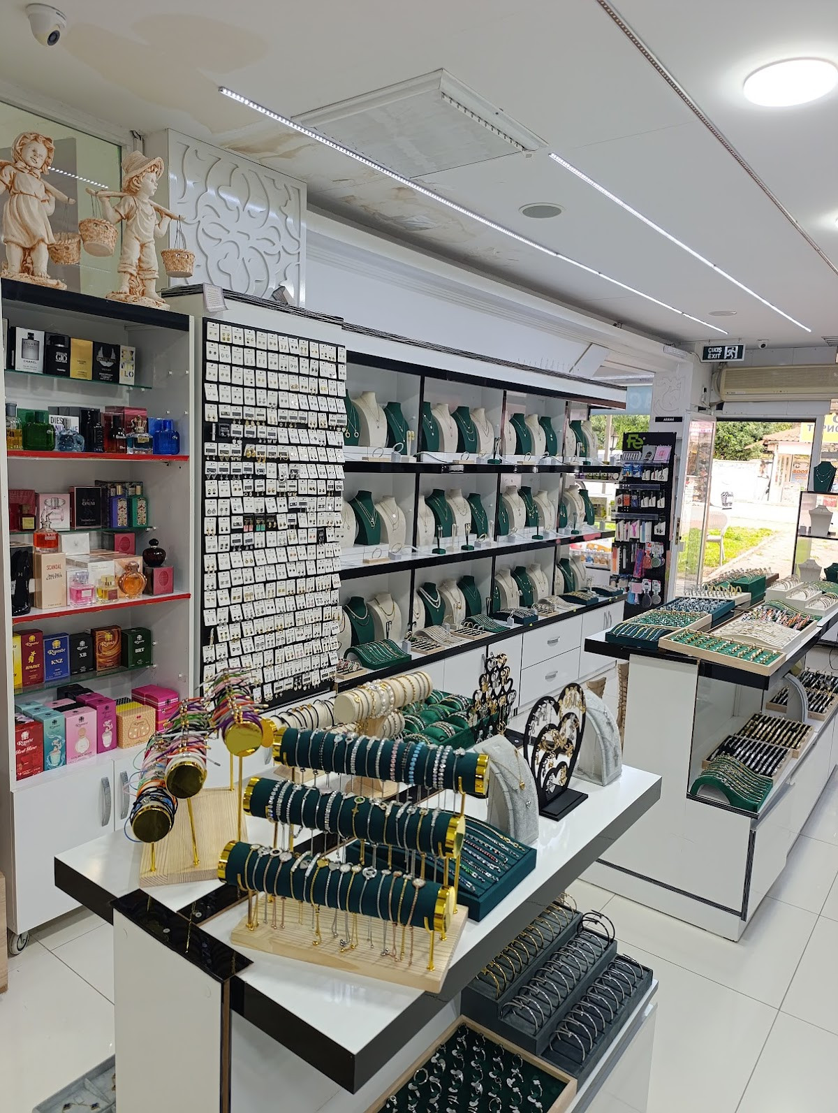 ÇOLAKLI ACCESSORIES & COSMETIC – Fotoğraf 5