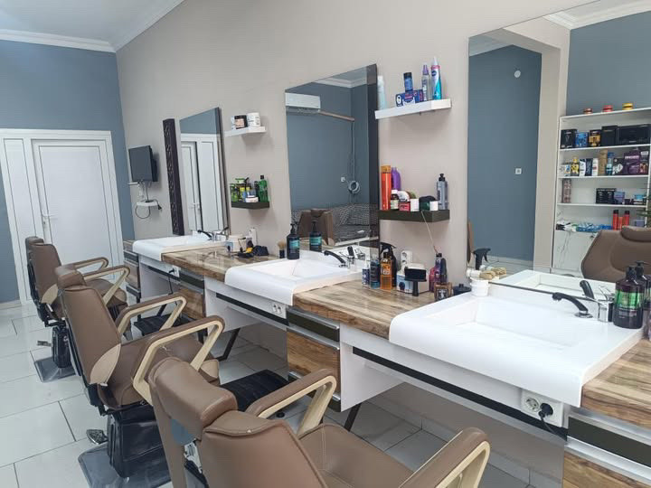 Çolaklı erkek kuaförü – Fotoğraf 3