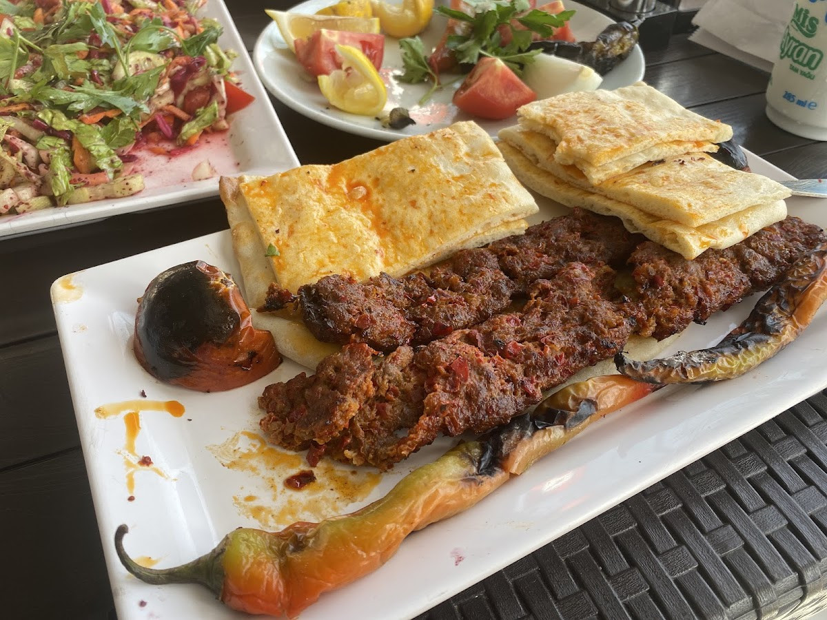 Çukurova Byy Kebap Çolaklı – Fotoğraf 1