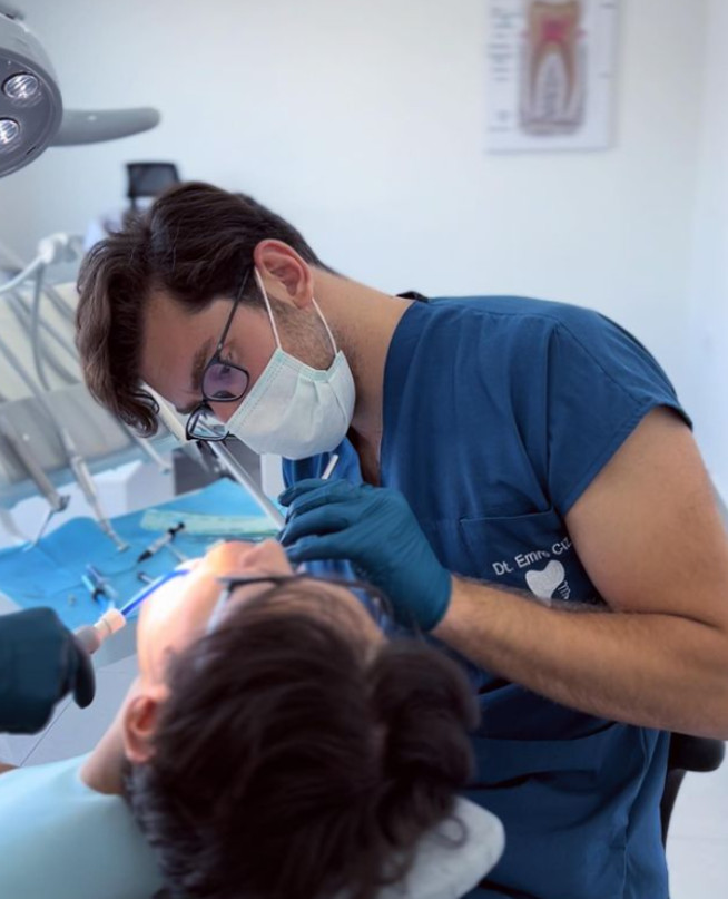 Diş Hekimi Emre Cız — Manavgat manavgat diş hekimi
