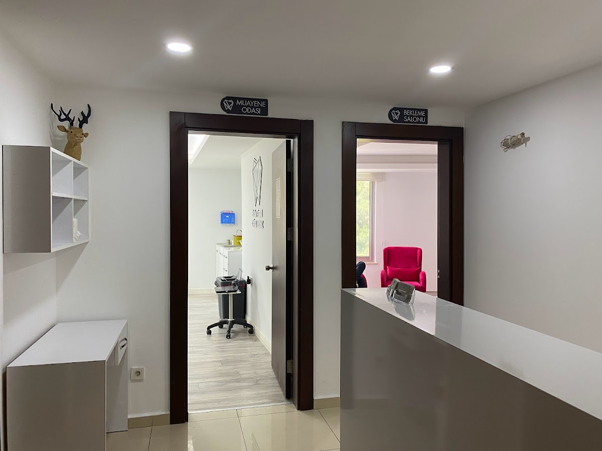 Diş Hekimi Saliha OĞUZ BAYRAK – Fotoğraf 3