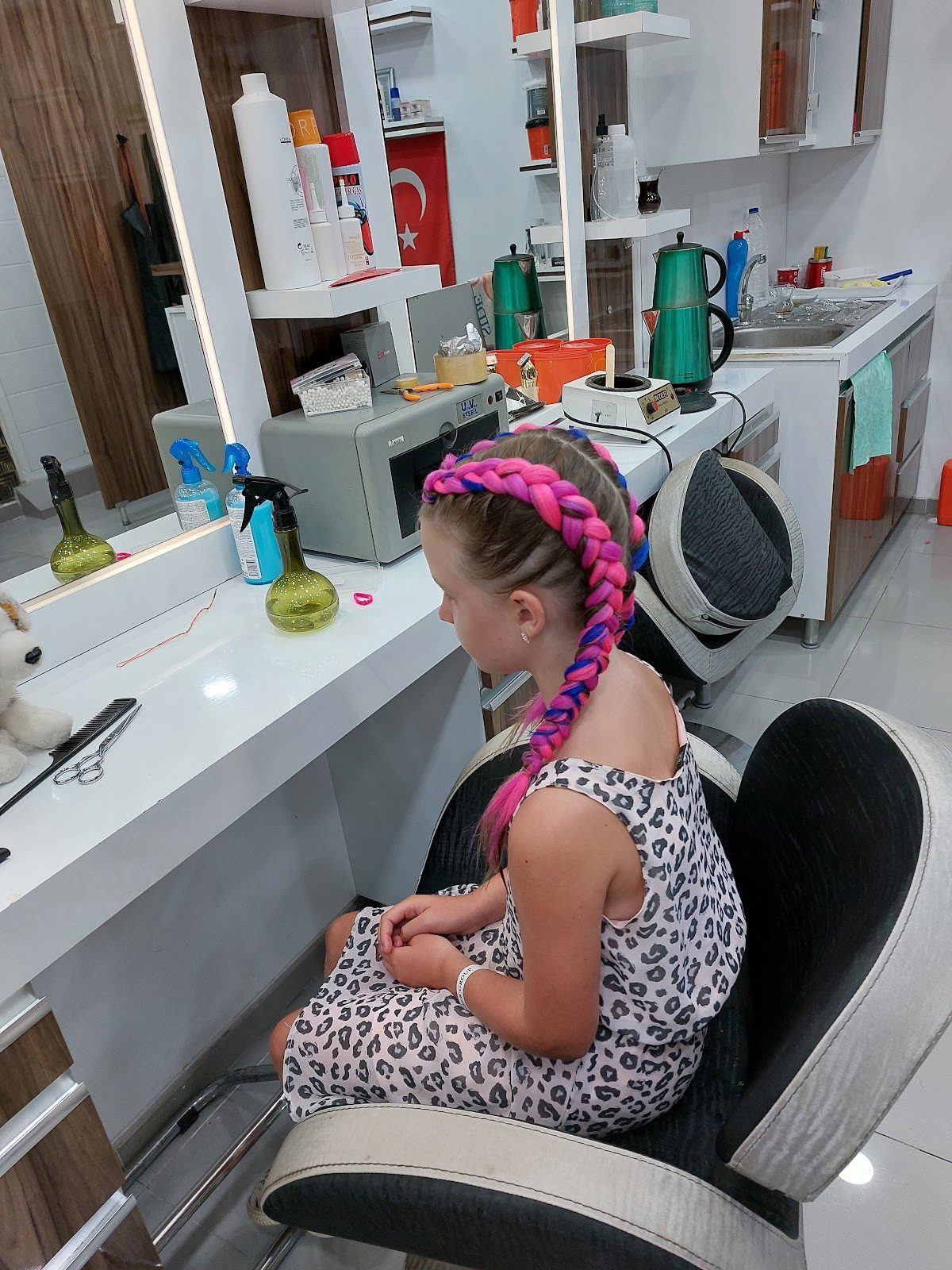 ️ÇOLAKLİ FRİSEUR ️ – Fotoğraf 10