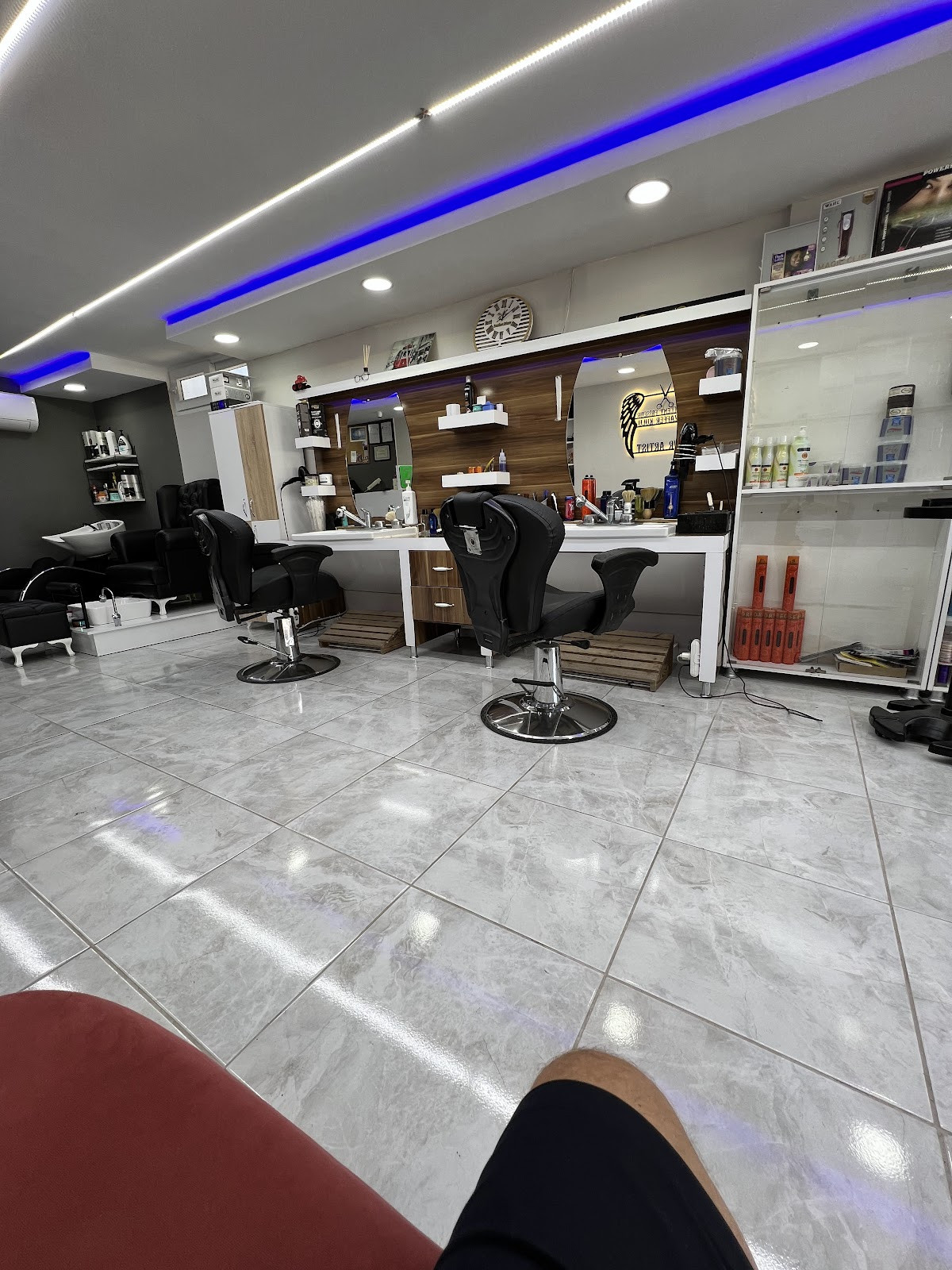 Excellent Friseur – Fotoğraf 3