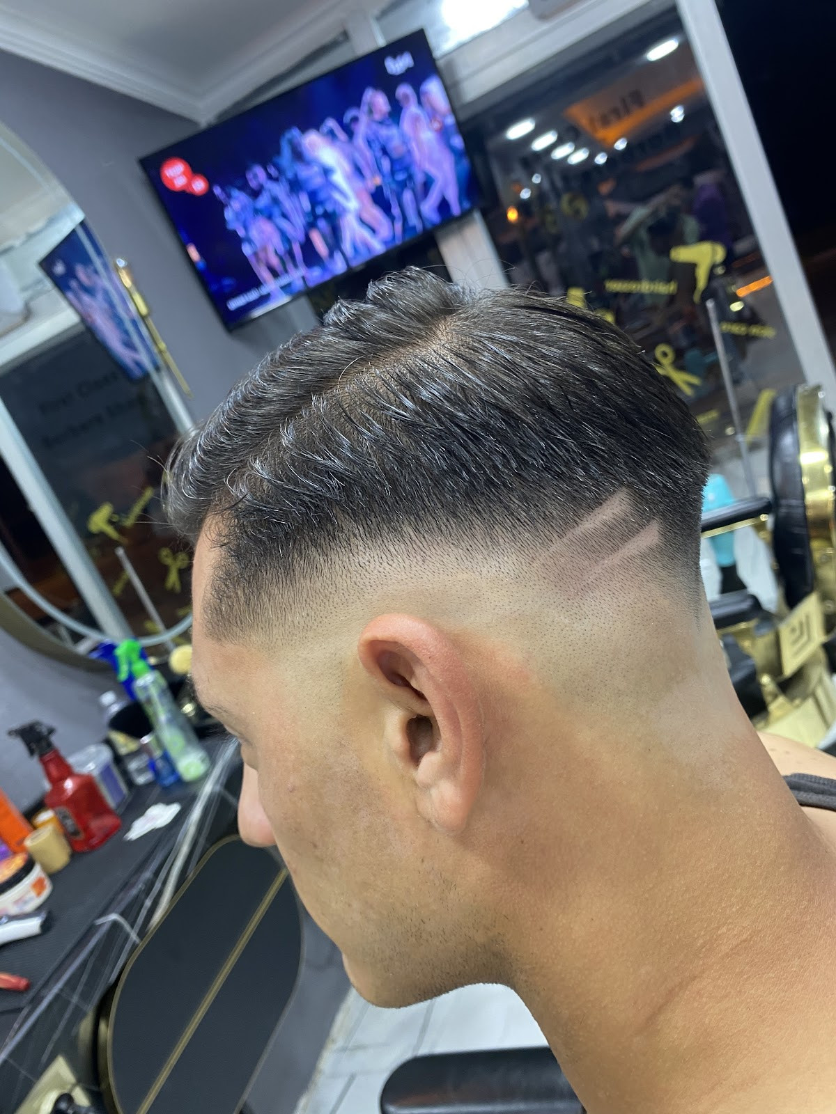 First Class Barbers Shop – Fotoğraf 8