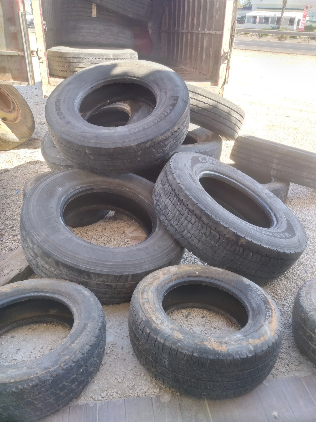 Gebiz oto lastik hastanesi mobil servis yol yardim – Fotoğraf 4