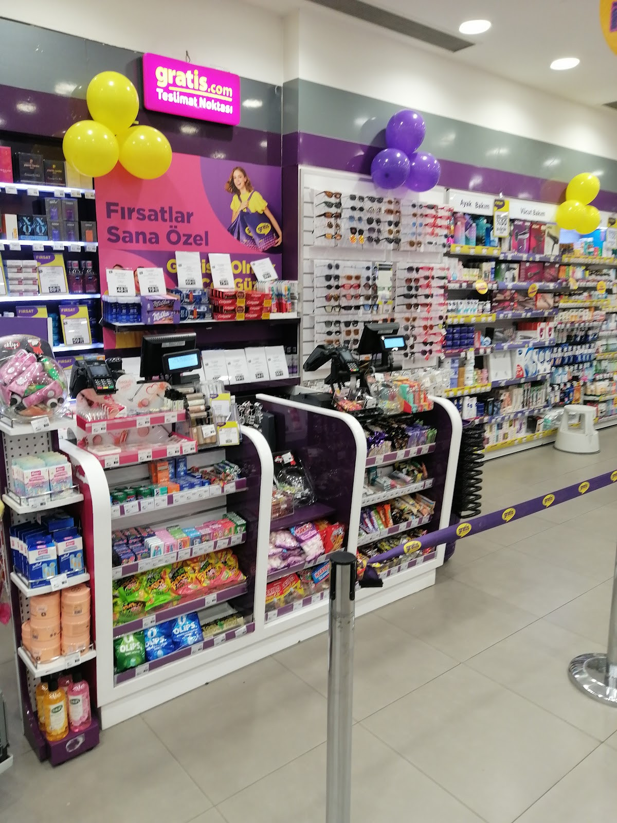 GRATİS NOVAMALL AVM – Fotoğraf 3