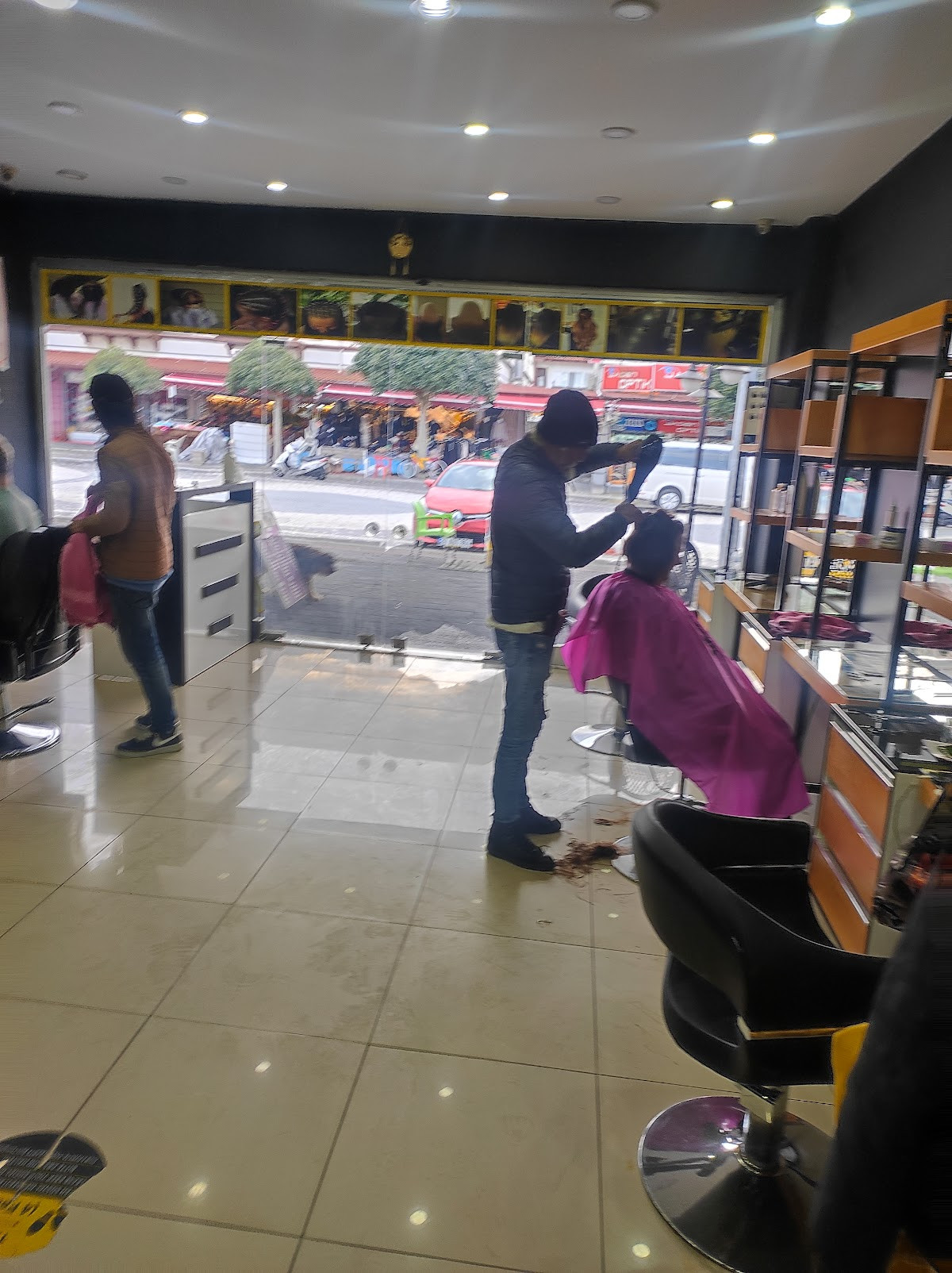 hairport friseur – Fotoğraf 3