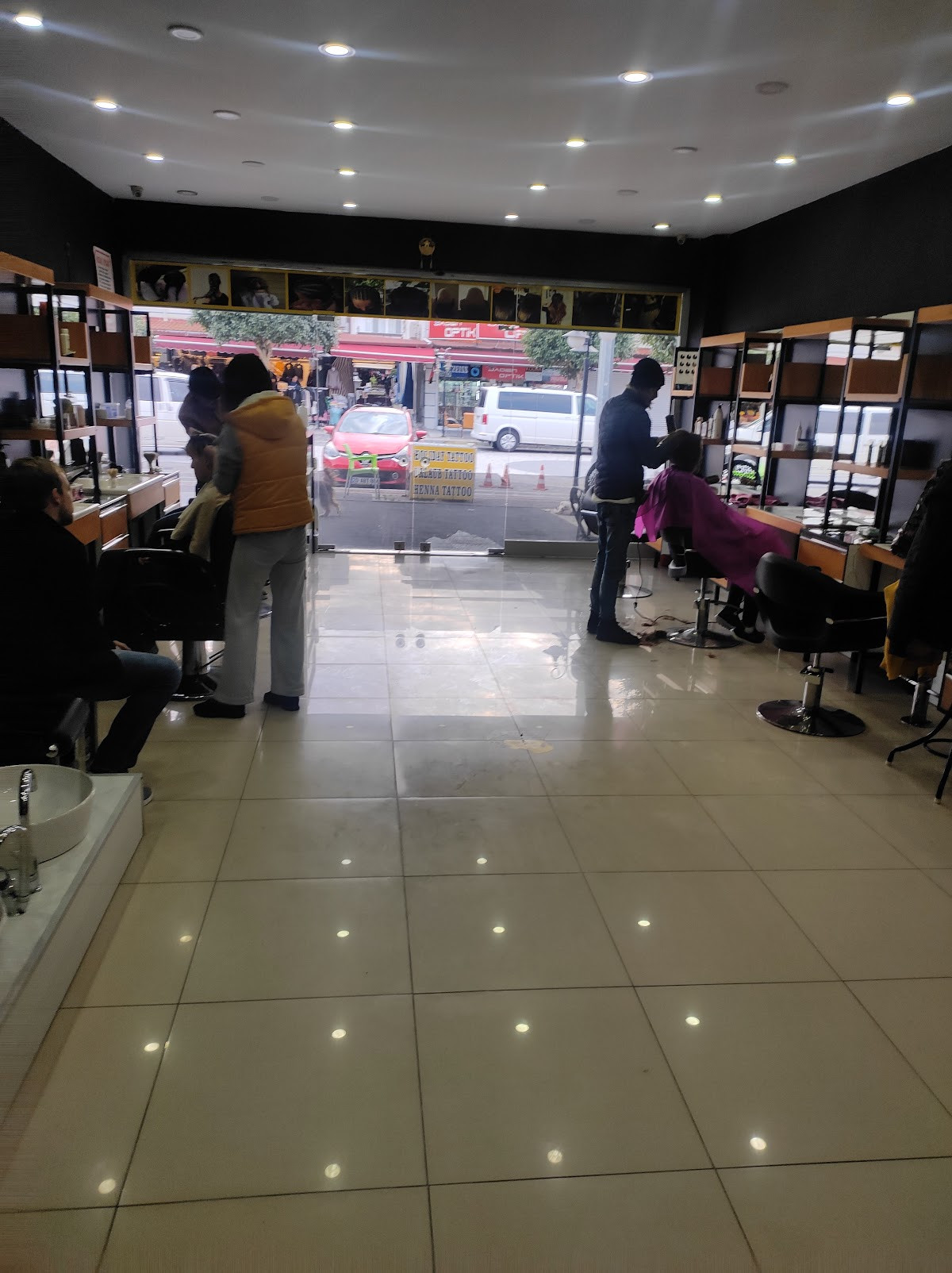 hairport friseur – Fotoğraf 2