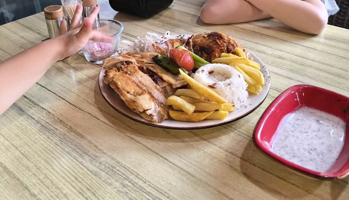 HANIMAĞA DÖNER KEBAP SALONU – Fotoğraf 9