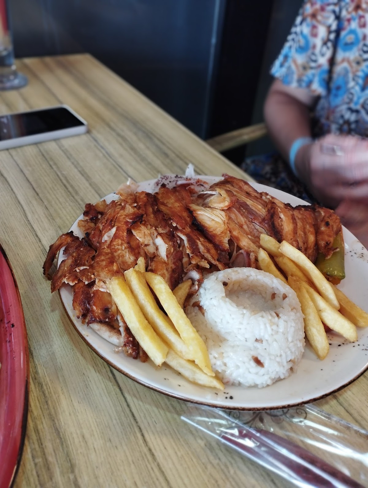 HANIMAĞA DÖNER KEBAP SALONU – Fotoğraf 8