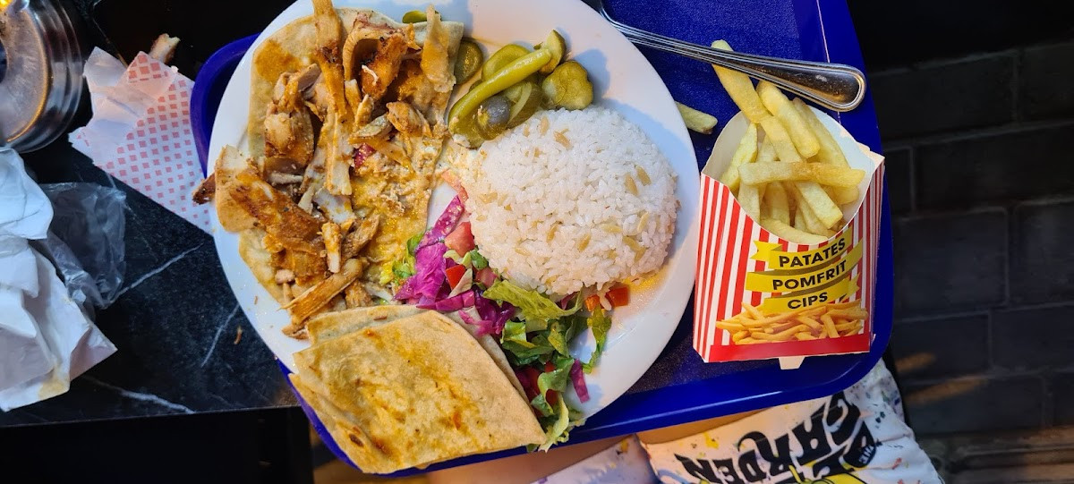 Has Hatay Döner Senem Cafe – Fotoğraf 9