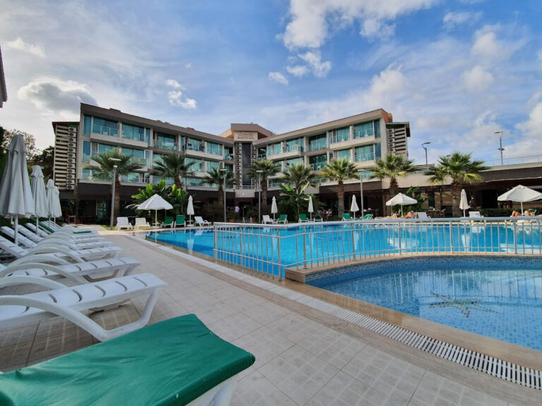 Hotel Löwe — Manavgat Manavgat Otel