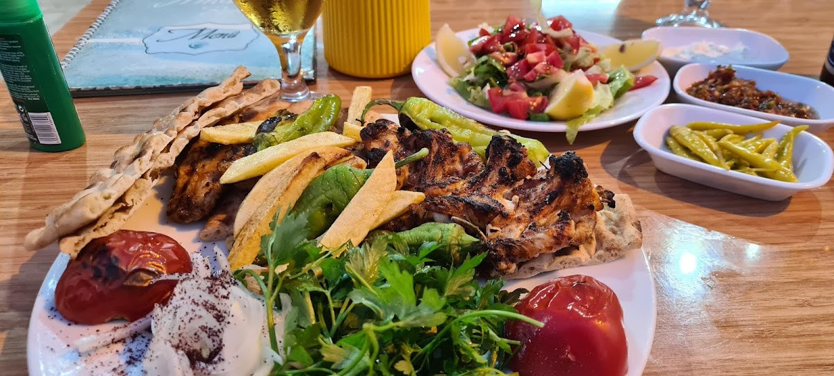 Irmak restaurant – Fotoğraf 2