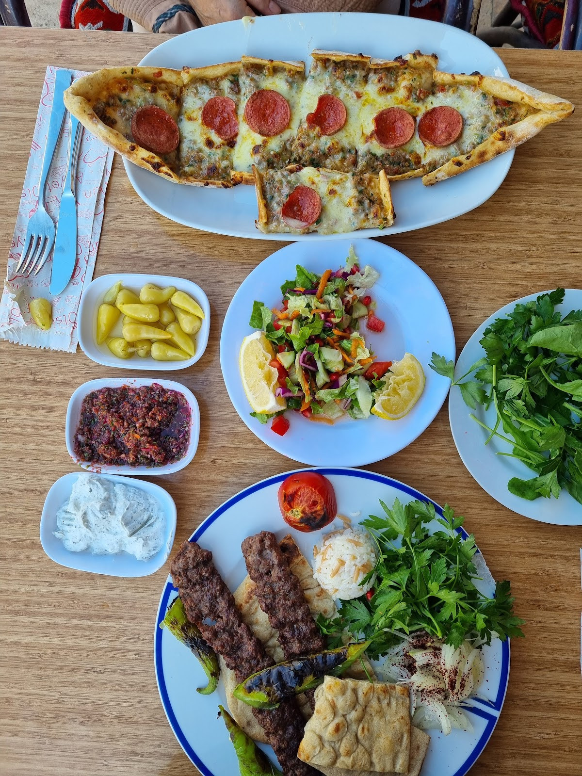 Irmak restaurant – Fotoğraf 4