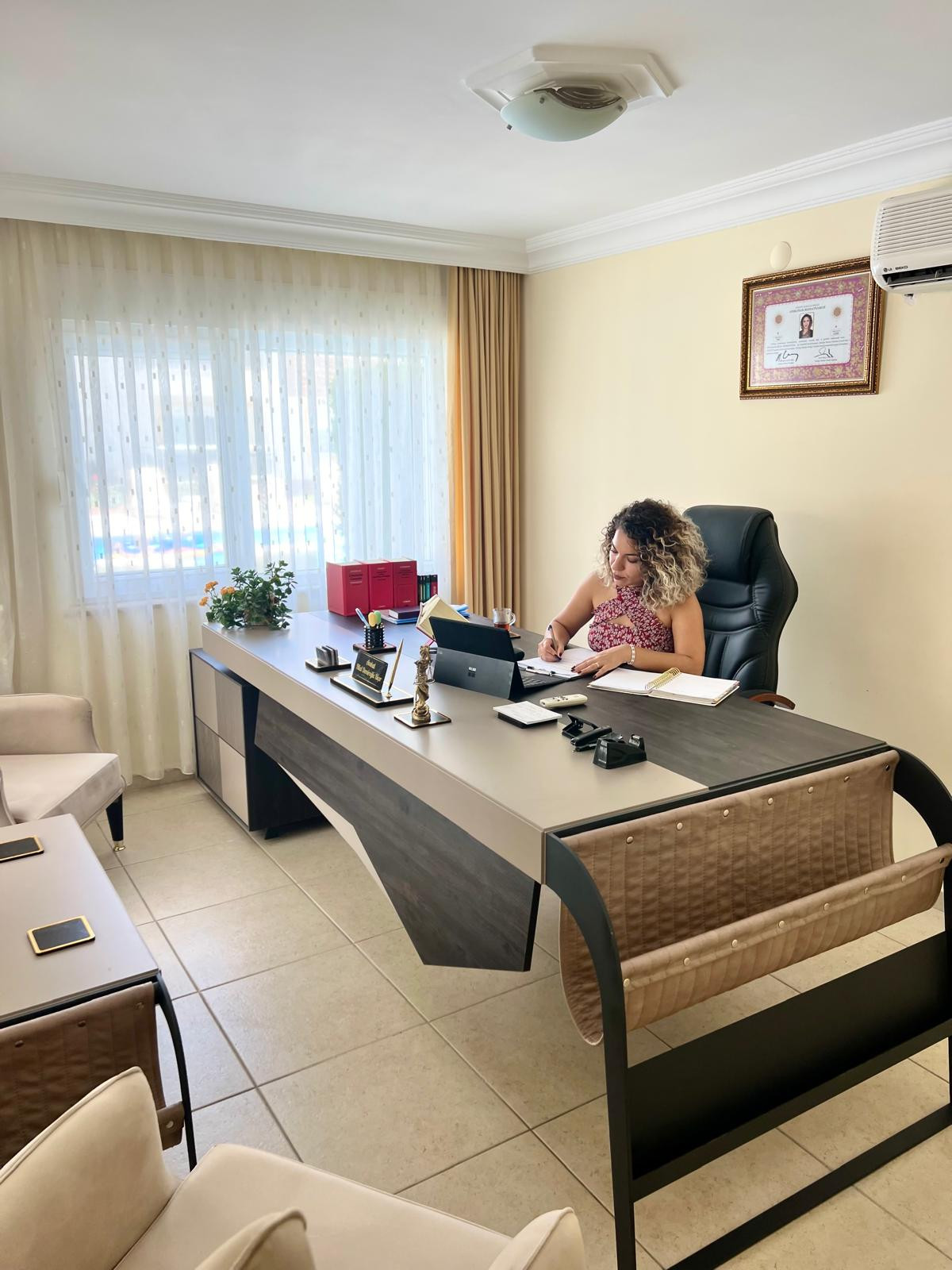 JurisTurk Hukuk ve Danışmanlık Bürosu / Anwaltskanzlei und Rechtsberatung / Law Firm and Consultancy – Fotoğraf 2