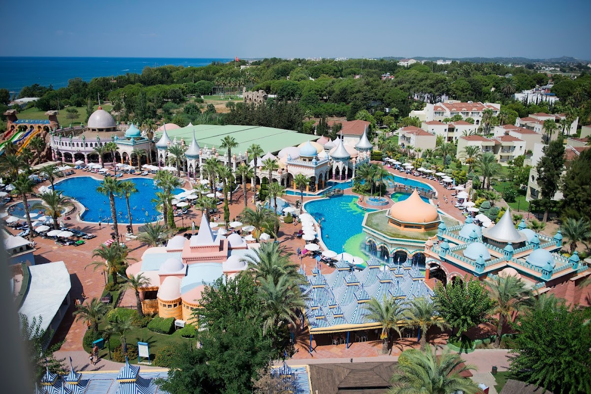 Kamelya Collection Aishen Club – Fotoğraf 8