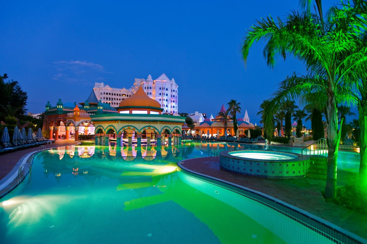 Kamelya Collection Aishen Club – Fotoğraf 1