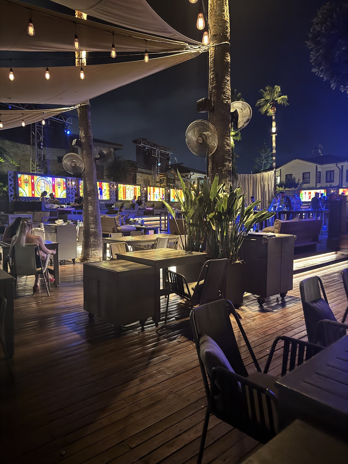 Karma Restaurant & Night Club – Fotoğraf 6